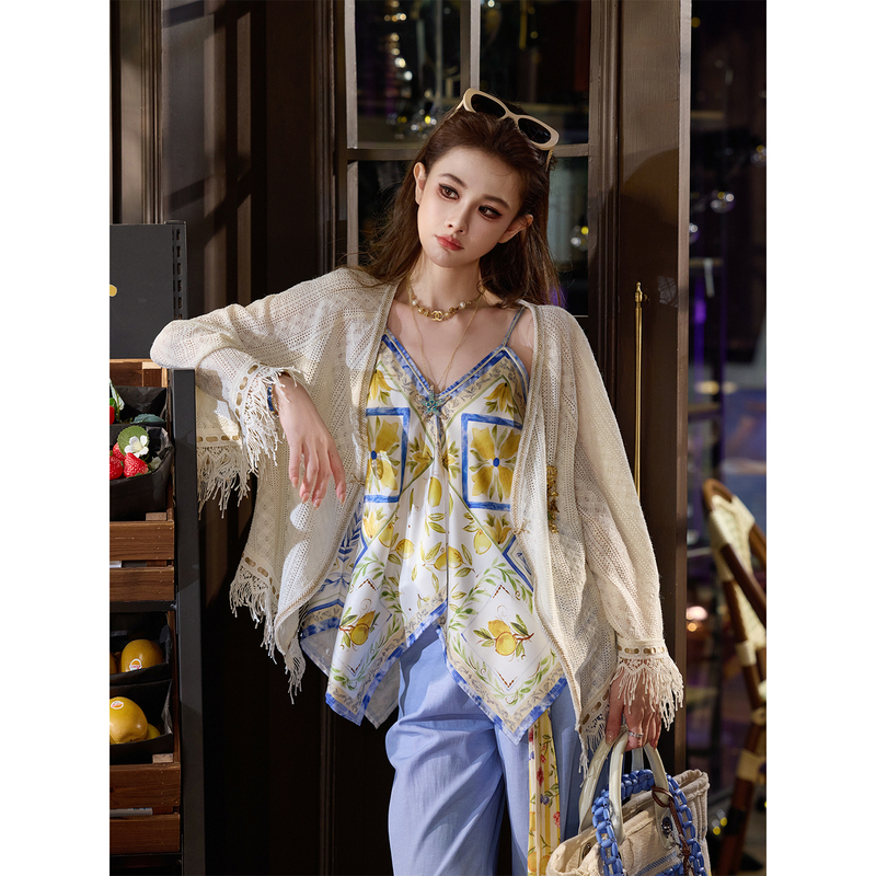 Tuntun Spring/Summer [Coconut Breeze] Lazy Beach Vacation Style Exquisite Hollow Lace Tassel Cape Cardigan