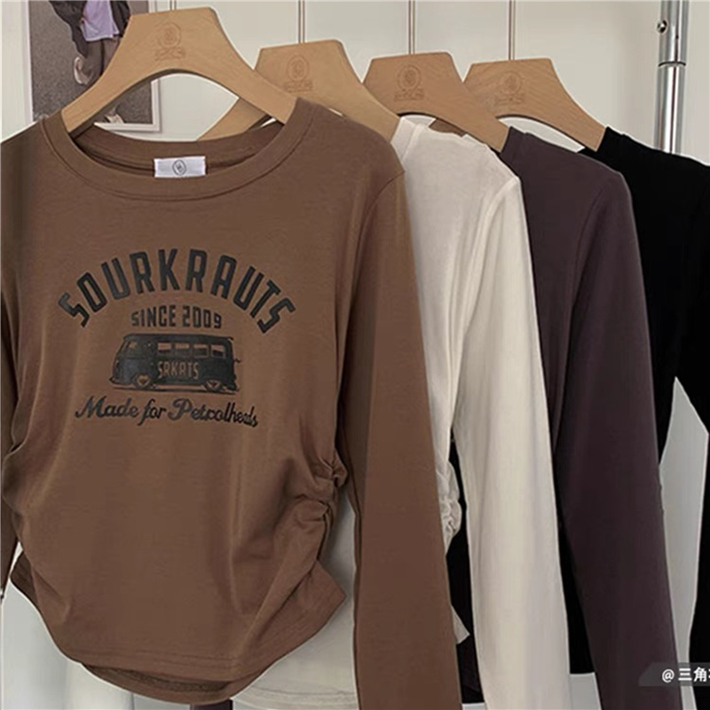 American-Style Design, Sweet and Spicy Short Chic Long-Sleeved T-Shirt for Women, Unique and Trendy, New Autumn Slim-Fit Top American-Style Design, Sweet and Spicy Short Chic Long-Sleeved T-Shirt for Women, Unique and Trendy, New Autumn Slim-Fit Top