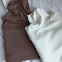 Тонкий, белый