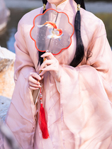 Ancient style Su embroidery fan hand embroidered silk Group fan Chinese style embroidered Han suit tassel beauty fan photo photo