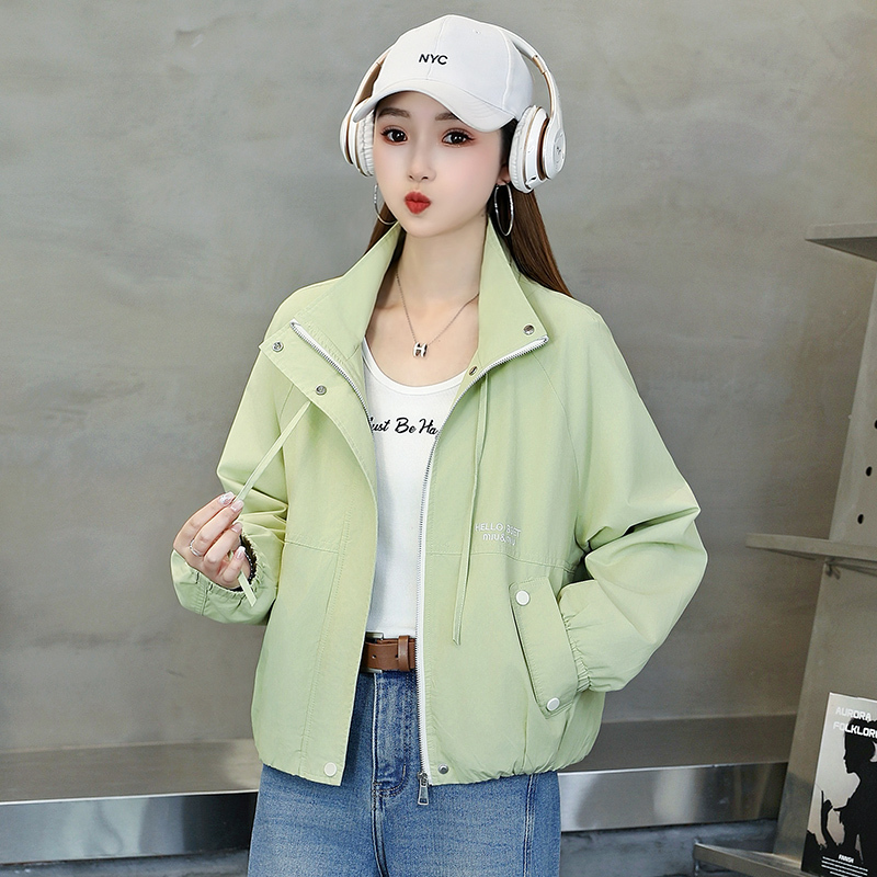 Casual Stand-Collar Short Jacket for Women 2026 New Style Loose Green Jacket Age-Reducing Fashionable Stylish Top for Petite Women