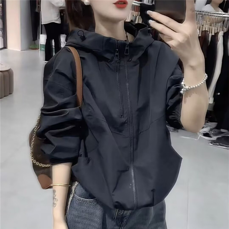Double Zipper Hooded Windbreaker Jacket for Women 2026 Spring and Autumn New Style, Padded and Thickened, Short Jacket for Petite Figures