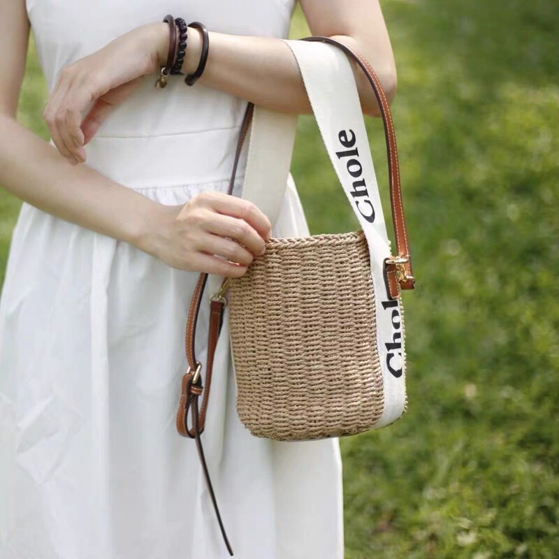 Straw Bag Seaside Vacation Bag for Women 2026 New Autumn and Winter Large Capacity French-Style Basket Handbag Beach Bag