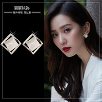 Square diamond-studded cat-eye earrings 2021 New Tide exquisite small earrings Korean Net red with Joker earrings