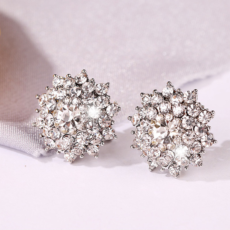 South Korean Net Red Mom with Earrings Female Temperament Lady Diamonds 2020 New Tide Superior Ear Nail-Taobao