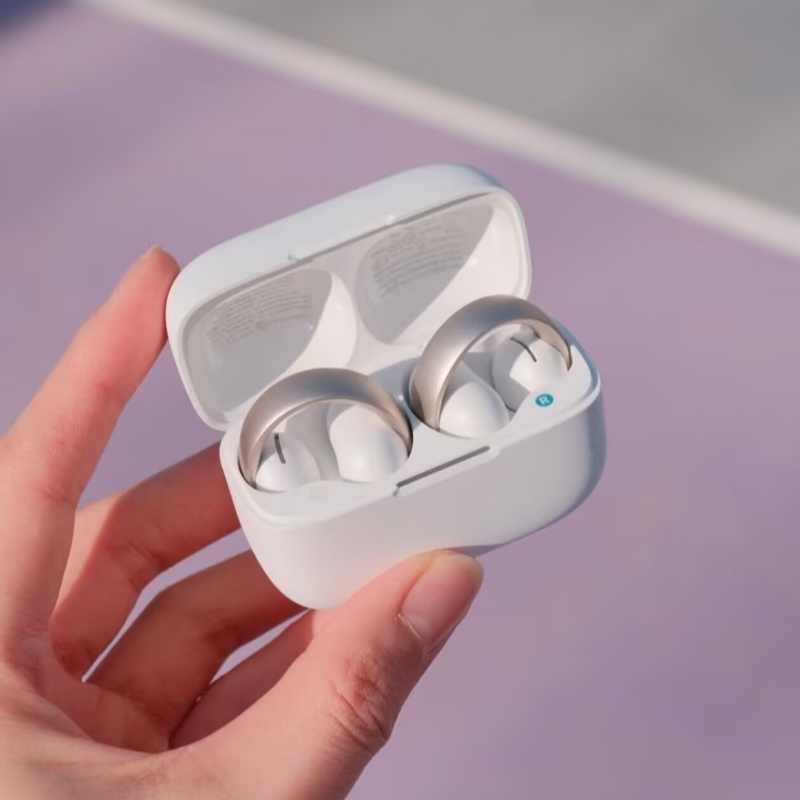 Shengkuo Aeroclip Ear Clip-On Bluetooth Headphones, Open Design That Does Not Go into the Ear, Comfortable to Wear for Long Periods, Suitable for Apple and Huawei