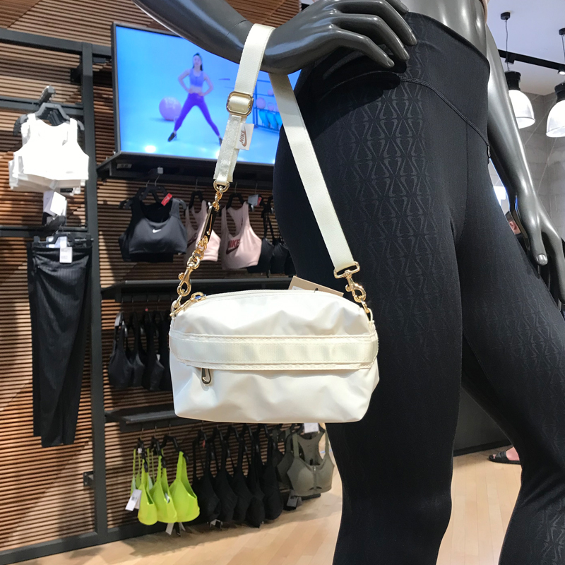 Nike Casual Small Bag Underarm Cream Nylon Bag Single Shoulder Crossbody Clutch Bag for Women Cw9304-113 Nike Casual Small Bag Underarm Cream Nylon Bag Single Shoulder Crossbody Clutch Bag for Women Cw9304-113