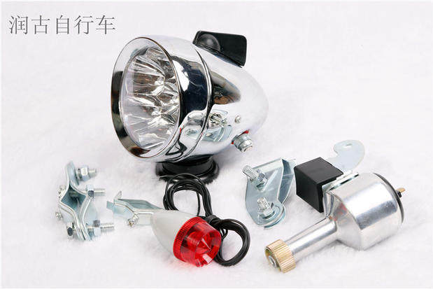 Eclairage pour vélo - phare - Ref 2398299 Image 39