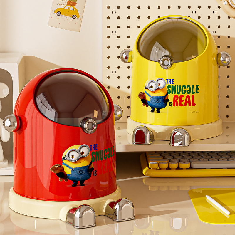 Mini Desktop Trash Can for Home Use, Minion-Themed Ornament with Lid, Waste Paper Bin for Student Desks and Dorms, High Aesthetic Value Mini Desktop Trash Can for Home Use, Minion-Themed Ornament with Lid, Waste Paper Bin for Student Desks and Dorms, High Aesthetic Value