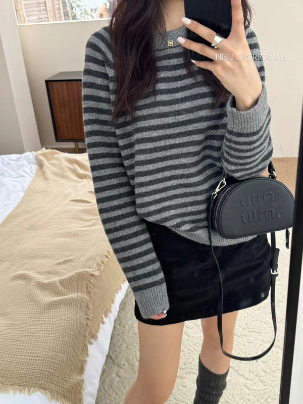 2024 Autumn/Winter New Korean Style Loose Lazy Striped Knit Sweater Women's Color-Block Design Inner Layer Top
