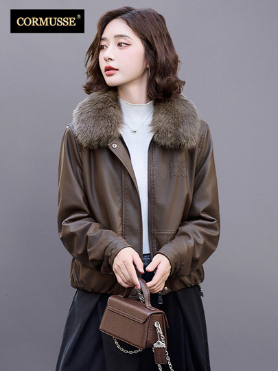 Cormusse velvet thickened short leather jacket for women 2025 winter new retro casual fur collar leather jacket