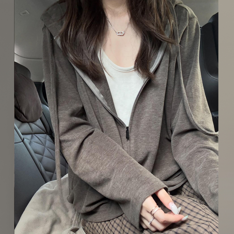 Brown Hooded Long-Sleeved Jacket for Women, Spring and Autumn 2026 New Korean Style, Lazy, Loose, Versatile Zipper Cardigan Top Brown Hooded Long-Sleeved Jacket for Women, Spring and Autumn 2026 New Korean Style, Lazy, Loose, Versatile Zipper Cardigan Top