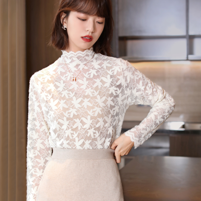 Sexy and not cheesy, 2022 Spring autumn season new French style half-height neckline Hollowed-out Lace Jersey Woman