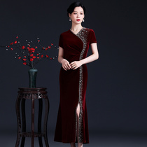 End Zhuang Atmosphere Gold Velvet Qipao Gown Improved Tandem Dress Wedding Mother Noble Gown Lady Broadside Wedding Banquet Dress