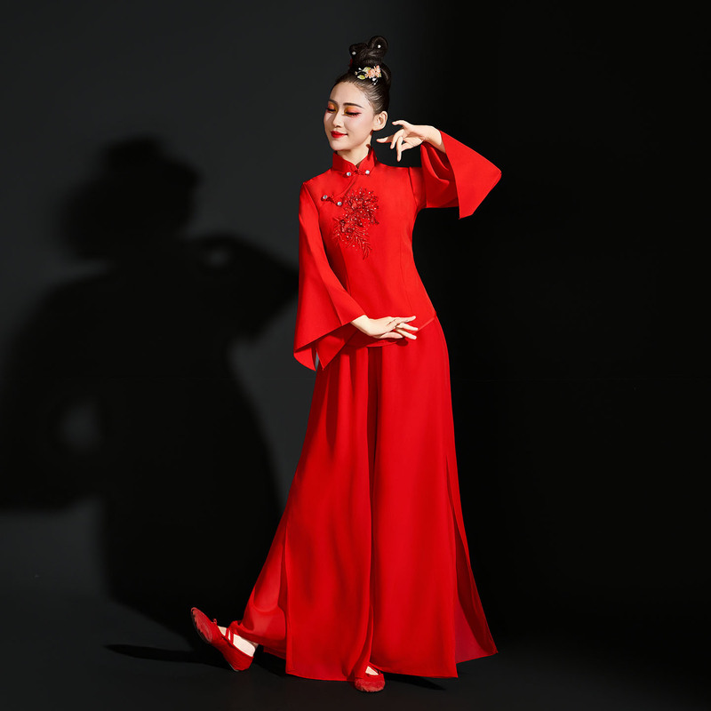 Red Yangge Costume for Women, New Festive Embroidered Flared Sleeve Skirt Pants, Jiuer Dance Performance Outfit, Waist Drum and Umbrella Dance, Classical