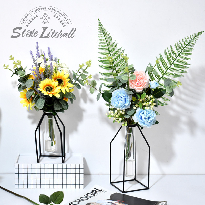 Simple Nordic style Wrought iron flower arrangement vase Creative hydroponic test tube Small fresh living room geometric decoration dining table ornaments