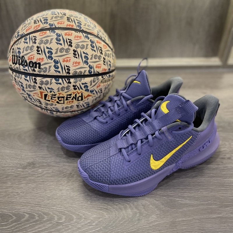 Nike Men's James Sports Basketball Shoes Collection 1122 8994 2237 1123