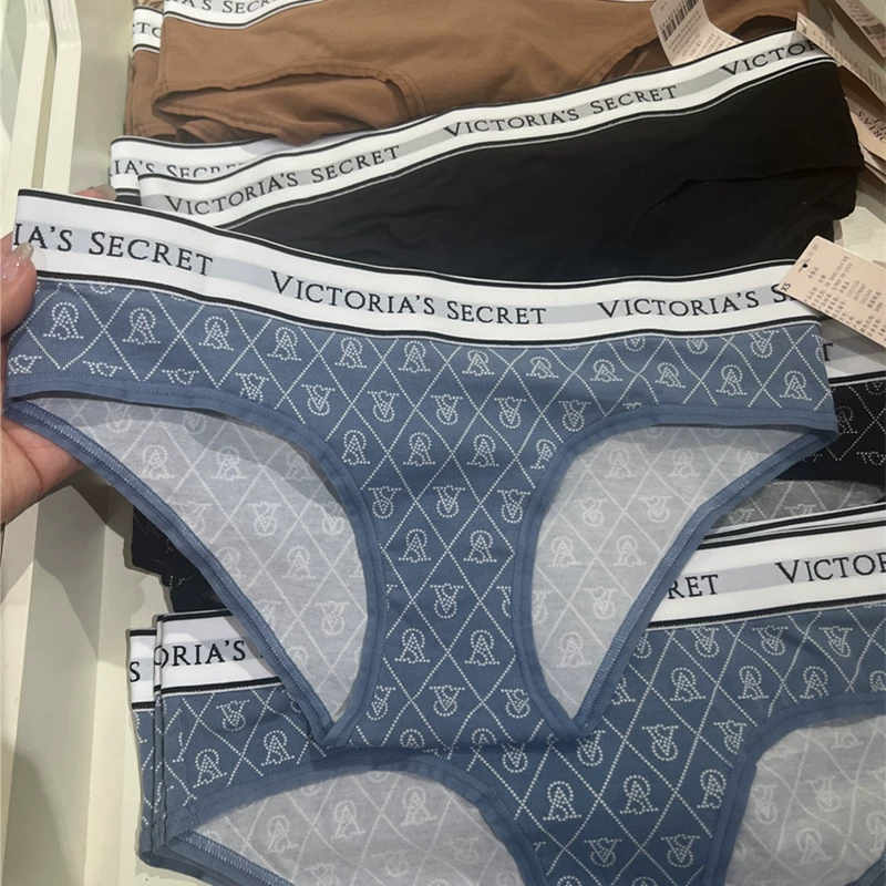 Comfortable pants, trousers, (Physicals), hip-accented
