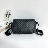 Темный цветок