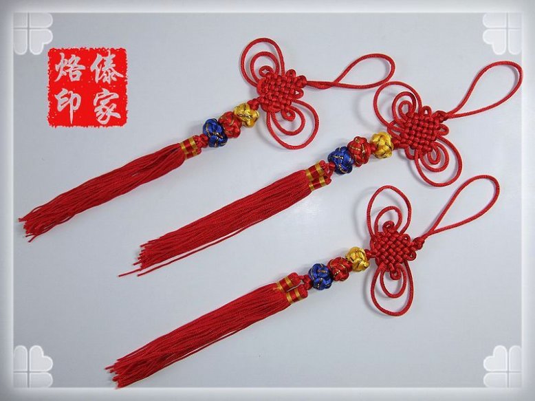 Nút thắt ba màu Trung Quốc được chỉnh sửa tốt (nhỏ) [độc quyền nhạc cụ dân tộc Vân Nam] phụ kiện lụa cucurbit đàn hạc cầm