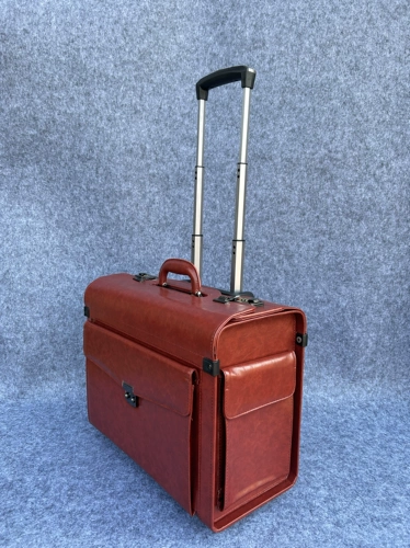 Чемодан, ноутбук