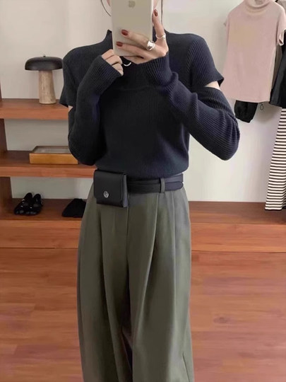 Half-High Collar Hollow-Out Slim-Fit Knit Top for Women, Autumn and Winter Design, French-Style Stand-Up Collar White Sweater for Layering