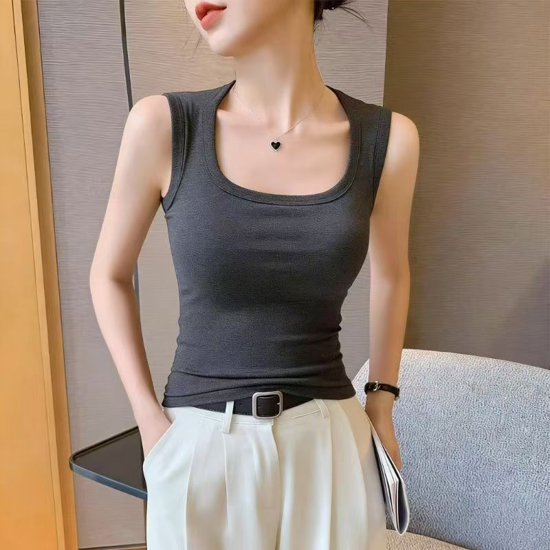 [Recommended by Xiao Min] 2026 New Camisole with Built-In Bra Pads, Wide Shoulder Straps, Anti-Exposure Sleeveless Top 268