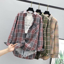 Plaid shirt Womens 2020 Autumn New Korean version long sleeve Hong Kong flavor retro foreign atmosphere student casual Joker womens coat