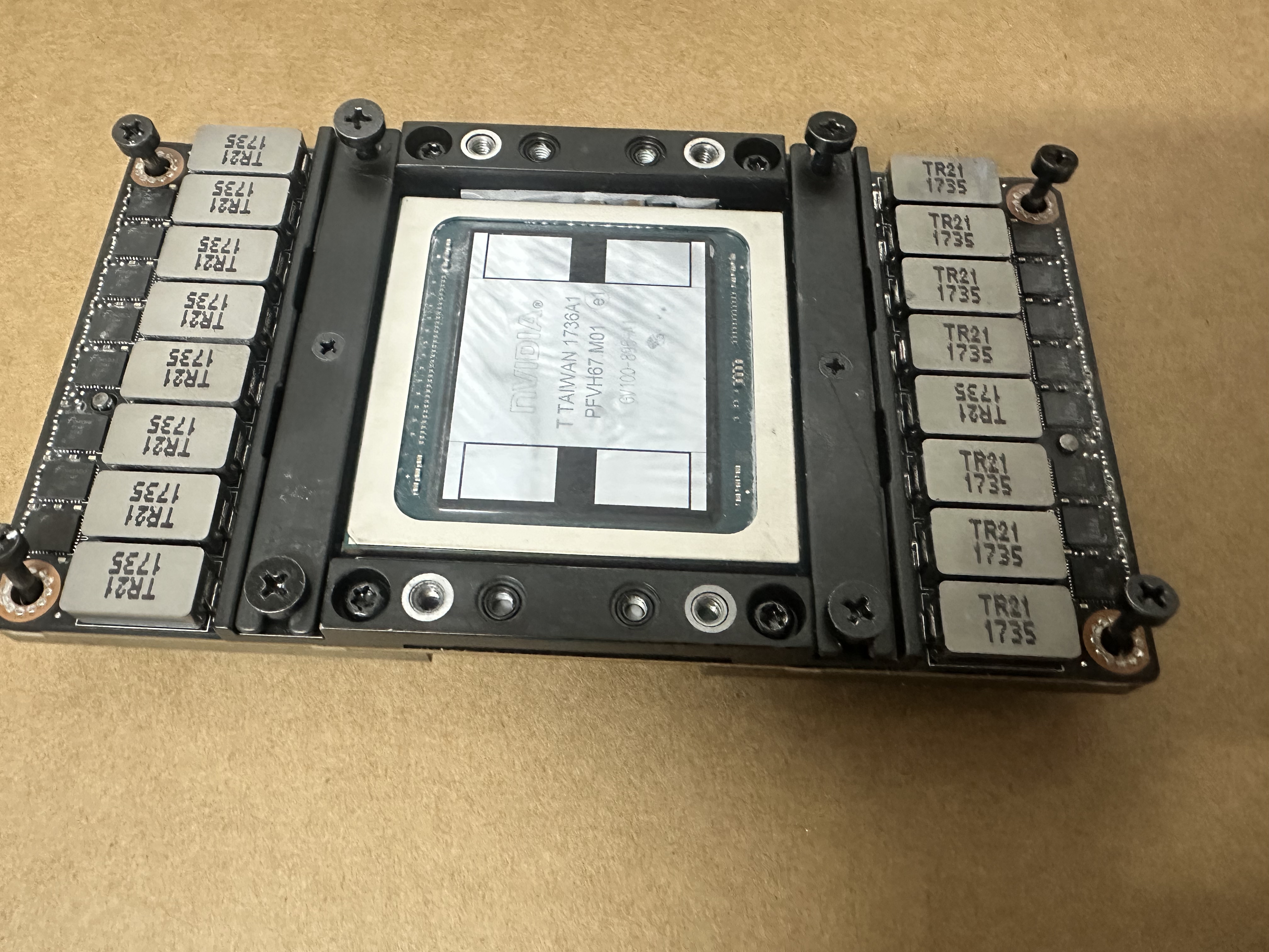การ์ดประมวลผล Nvidia Tesla V100 Sxm2 16g 32g ของแท้ แบบถอดประกอบแล้ว พร้อมโมดูล Sxm2