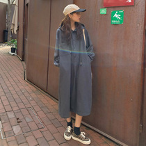 Autumn 2022 new casual dresses single row of loose and thin temperament the long-in-the-knee hat-to-cap one-piece dress
