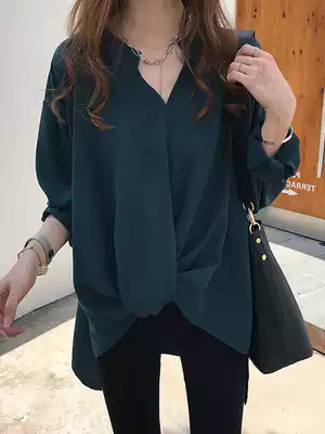 Chiffon shirt Women 2020 spring new T-shirt light mature loose heart machine top design sense niche V collar shirt