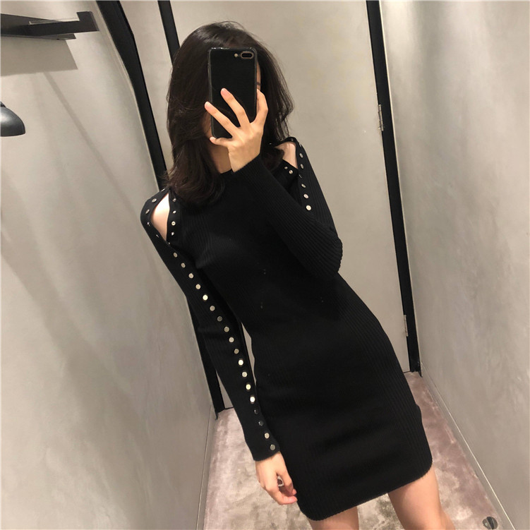 Net red 2020 spring season new base skirt long sleeve heart small black skirt inner hip knitted sweater dress