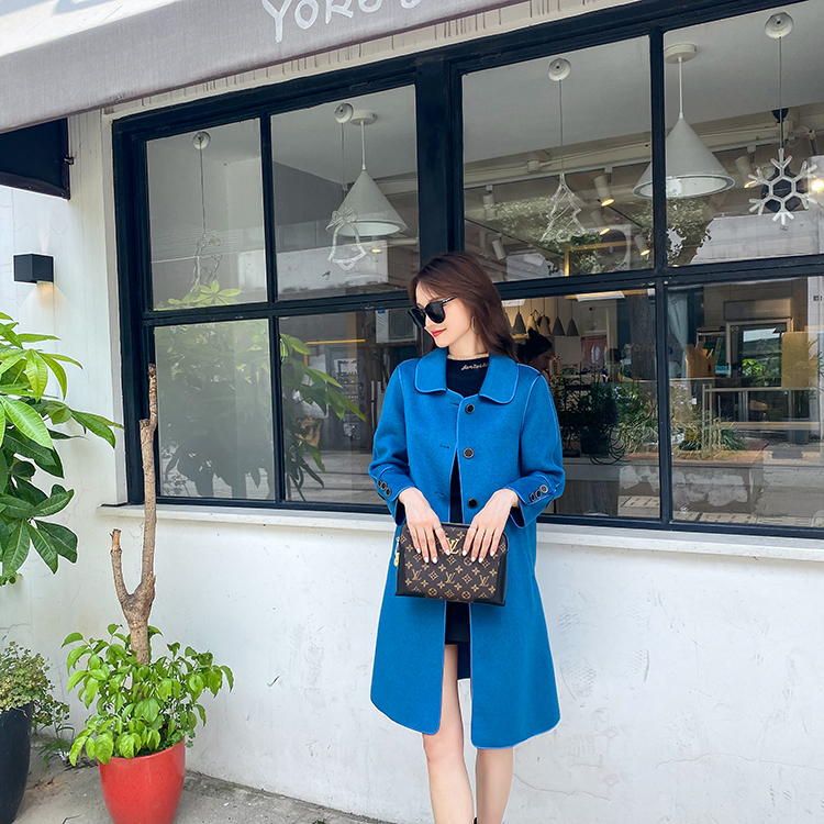 Off-season popular blue double-sided cashmere coat women's 2021 winter new woolen woolen coat mid-length version