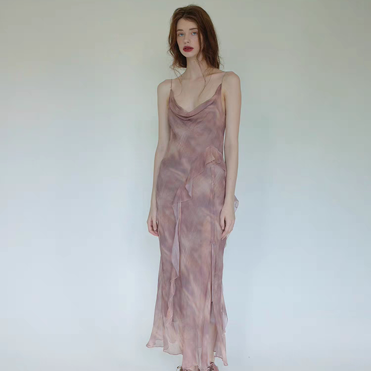 2026 New 100% Silk Double-Layer Summer Dress, Whitening, Age-Reducing, Beautiful yet Sexy, Deconstructed Spaghetti Strap Dress with Unique Temperament 2026 New 100% Silk Double-Layer Summer Dress, Whitening, Age-Reducing, Beautiful yet Sexy, Deconstructed Spaghetti Strap Dress with Unique Temperament