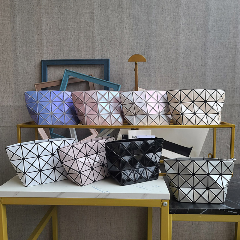 Japanese Quilted Bag 2026 New Model 3X5 Quilted Glossy Cosmetic Bag Toiletry Mini Phone Clutch Zipper Bag Japanese Quilted Bag 2026 New Model 3X5 Quilted Glossy Cosmetic Bag Toiletry Mini Phone Clutch Zipper Bag