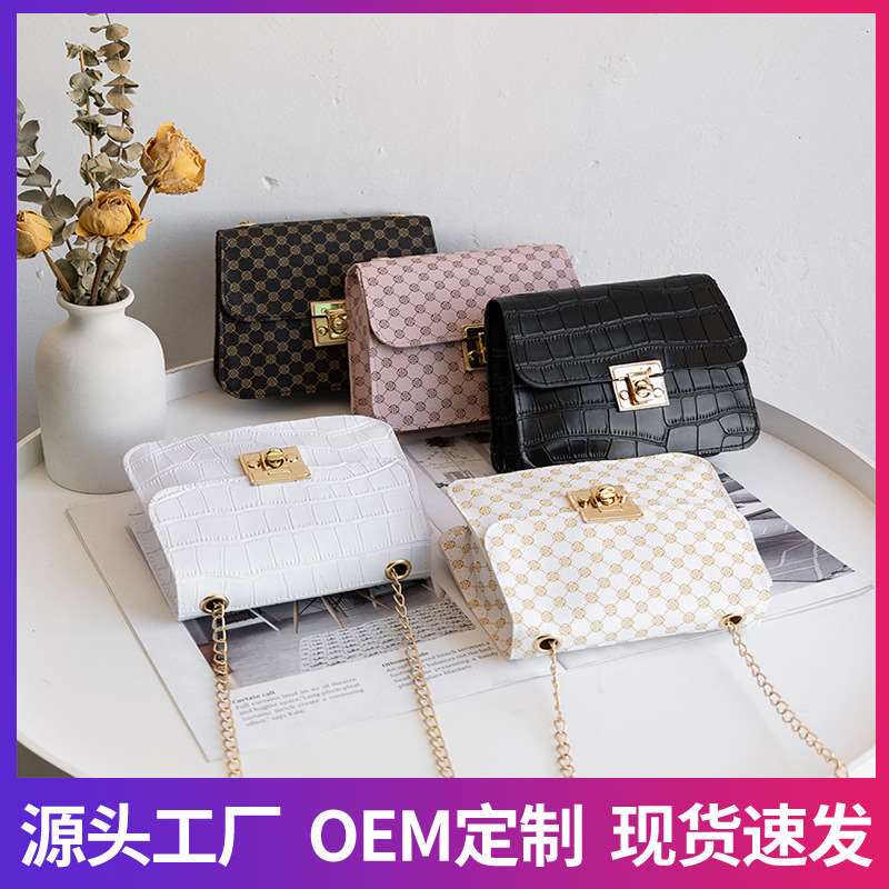 Small Bag Female Chain Small Square Bag Messenger Bag Single Small Bag Female Chain Small Square Bag Messenger Bag Single