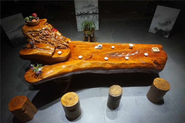 Gỗ hồng tự nhiên toàn bộ rễ cây trà bàn trà rễ cây trà kungfu trà biển gỗ đầu cây gỗ rắn bàn trà - Các món ăn khao khát gốc 	bàn ghế gốc cây cà phê