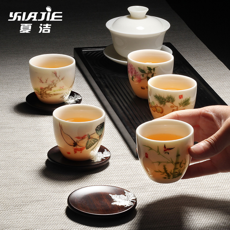 Four - walled yard sale suet jade single ceramic cups sample tea cup kung fu tea tea cup household contracted, master