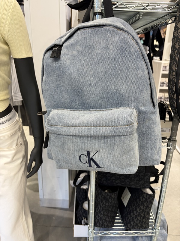 Calvin Klein Retro Campus Style Large Capacity Fabric Backpack Light Blue 4G3138G Calvin Klein Retro Campus Style Large Capacity Fabric Backpack Light Blue 4G3138G
