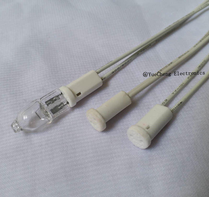 G4 lamp holder water crystal lamp G5 3 plug G4G5 3 halogen lamp Pearl lamp cup socket high temperature resistant pin lamp bead lamp holder