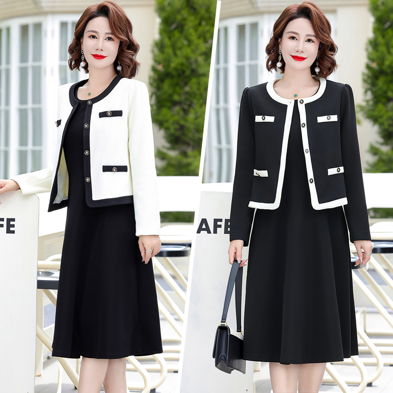 Young Mothers' Autumn Long-Sleeved Chanel-Style Suit, Fashionable and Age-Reducing, Middle-Aged Women's Dress, New Two-Piece Loose Set