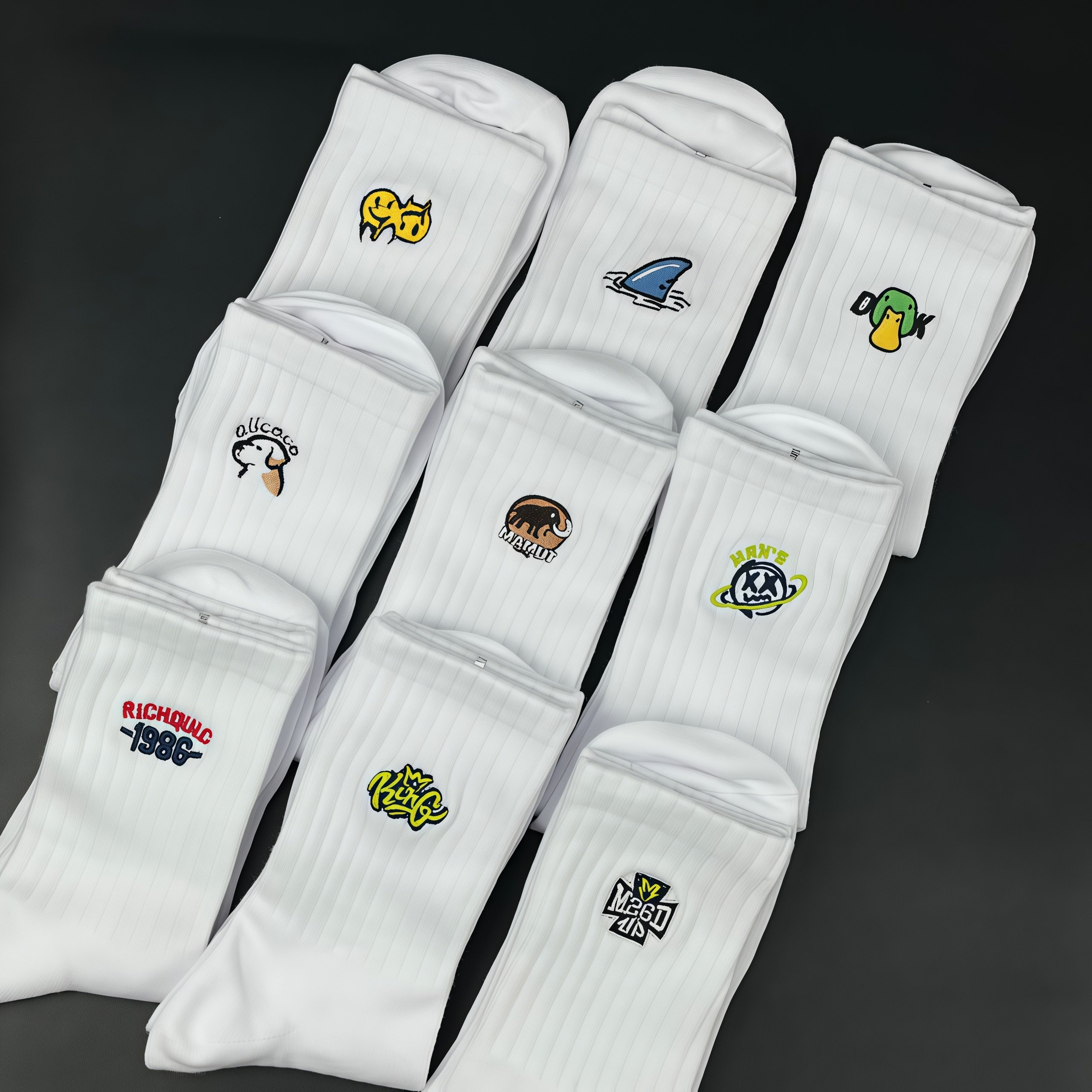 Men's Pure Cotton Winter Thickened Mid-Calf Socks Black and White ins Trendy Socks Embroidered Youth Boys' Sports Basketball Socks