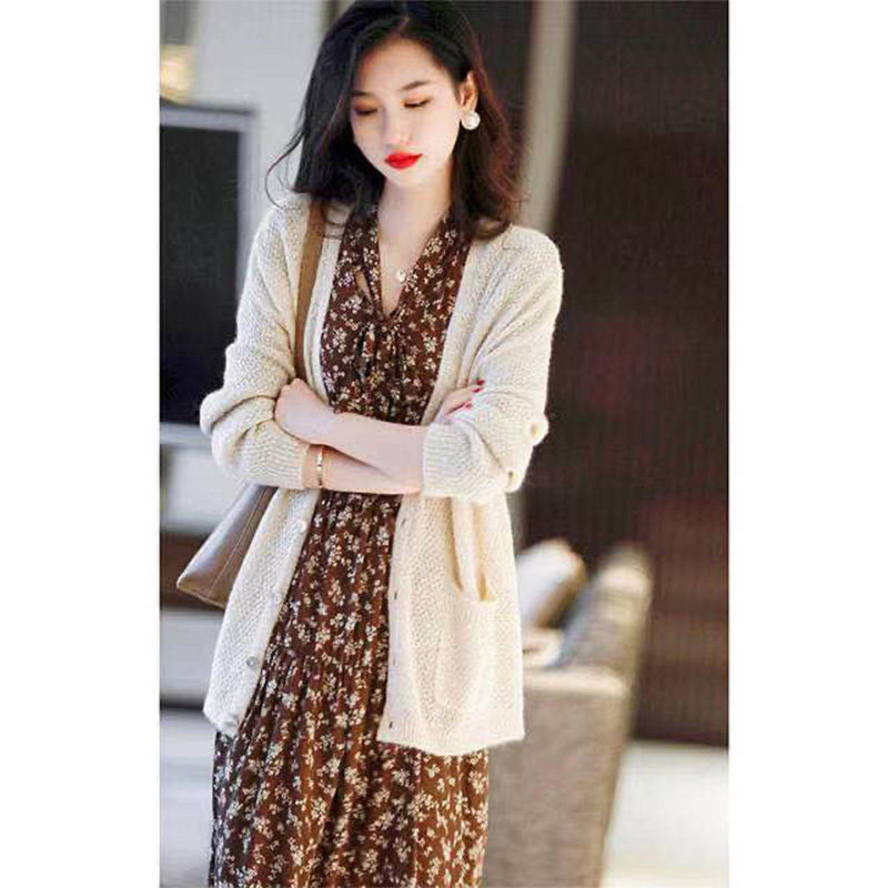 V Collar Knit Cardiovert Woman Spring Dress 2022 New Retro Vintage 100 Hitch Loose Slim Long Sleeve Sweater Jacket Tide