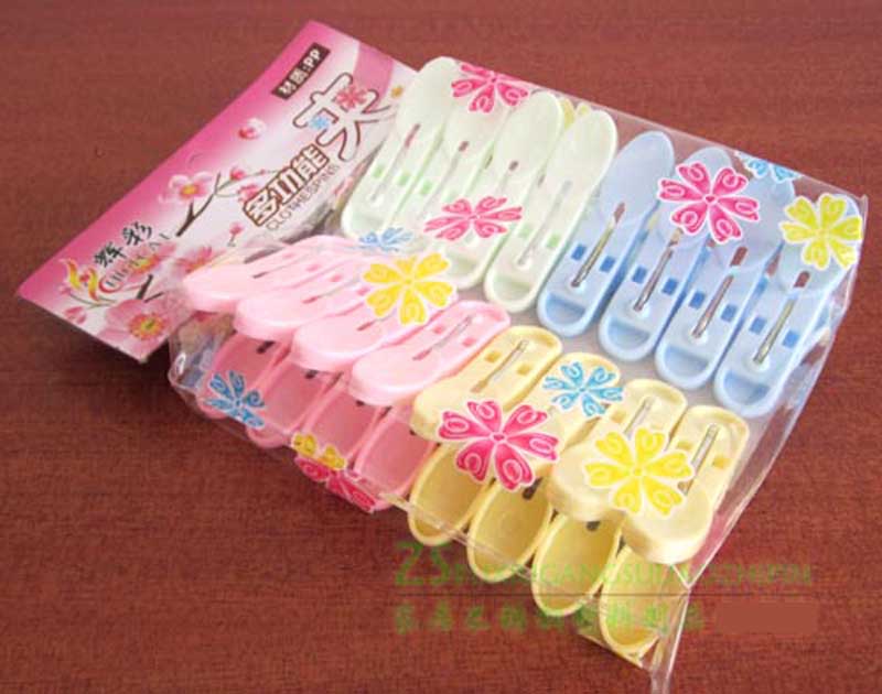 16 Packed Plastic Small Clips Socks Clamp Pants Clip Anti Slip Windproof Clips Folder Clothesline Lingerie Clip number