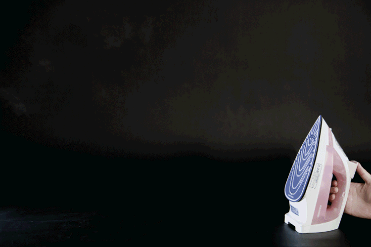IRIS Home Cordless Steam Iron Wireless Mini cầm tay Quần áo hơi nhỏ Sắt Sắt ủi thẳng đứng bàn ủi philips gc514