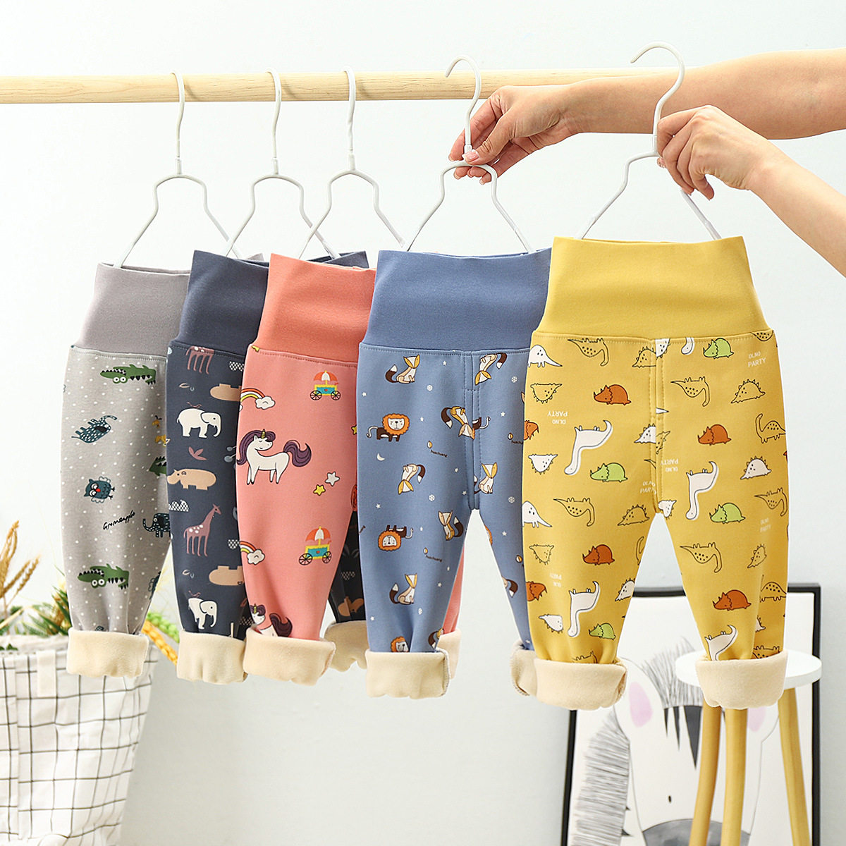 Children's fleece sanitary pants warm pants baby high waist belly pants boys and girls pajama pants infant underwear autumn and winter