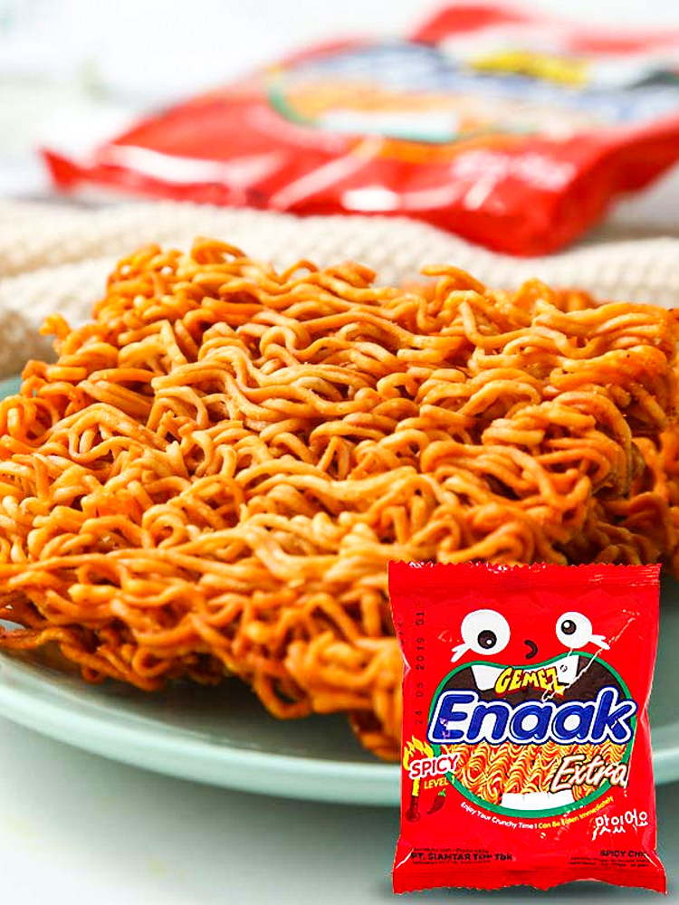 Gemez Enaak Indonesia imported chicken simply noodles barbecue chicken snacks Crushed noodles Instant noodles 12 packs 30G