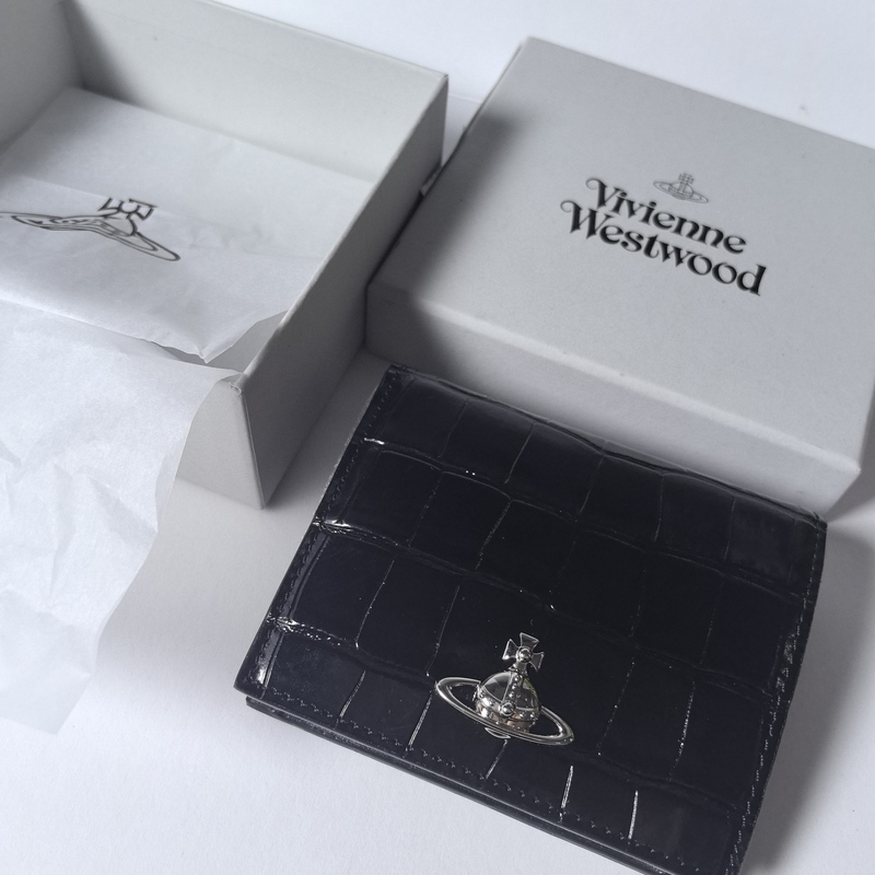 Korean Brand Vivienne Westwood Queen Mother Saturn Crocodile Pattern Compact Wallet Leather Card Holder Wallet Korean Brand Vivienne Westwood Queen Mother Saturn Crocodile Pattern Compact Wallet Leather Card Holder Wallet