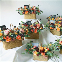 Vine-woven hay basket for the preparation of hand flower basket grass choreography decoration pendulum pieces flower arrangements flowers dried flowers creative fields small baskets