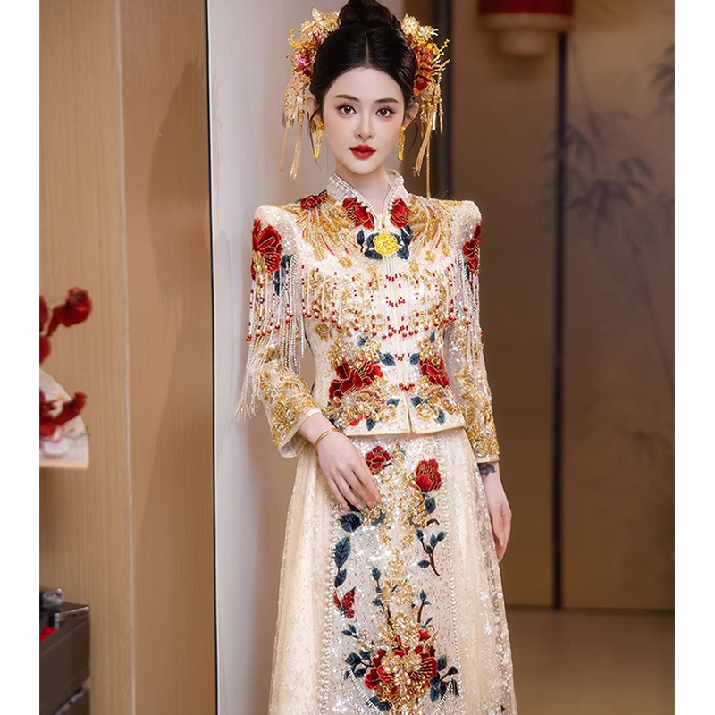 Champagne-Colored Xiuhe Dress, Bridal Wedding Dress, 2026 New Model, Heavy-Duty Luxury Dragon and Phoenix Gown, Wedding Dress That Makes the Bride Look Slimmer Champagne-Colored Xiuhe Dress, Bridal Wedding Dress, 2026 New Model, Heavy-Duty Luxury Dragon and Phoenix Gown, Wedding Dress That Makes the Bride Look Slimmer